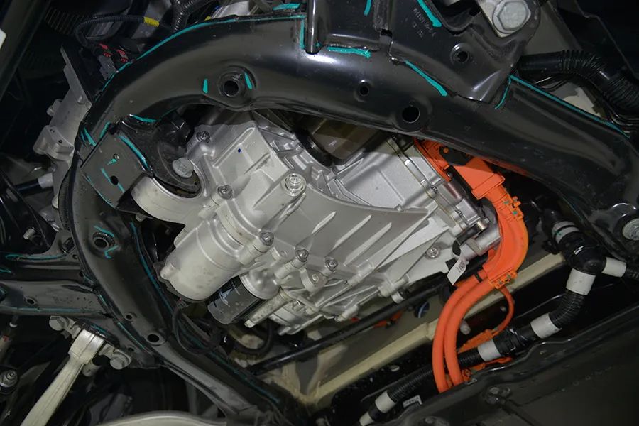 特斯拉model3对比modely,特斯拉modely跟model3