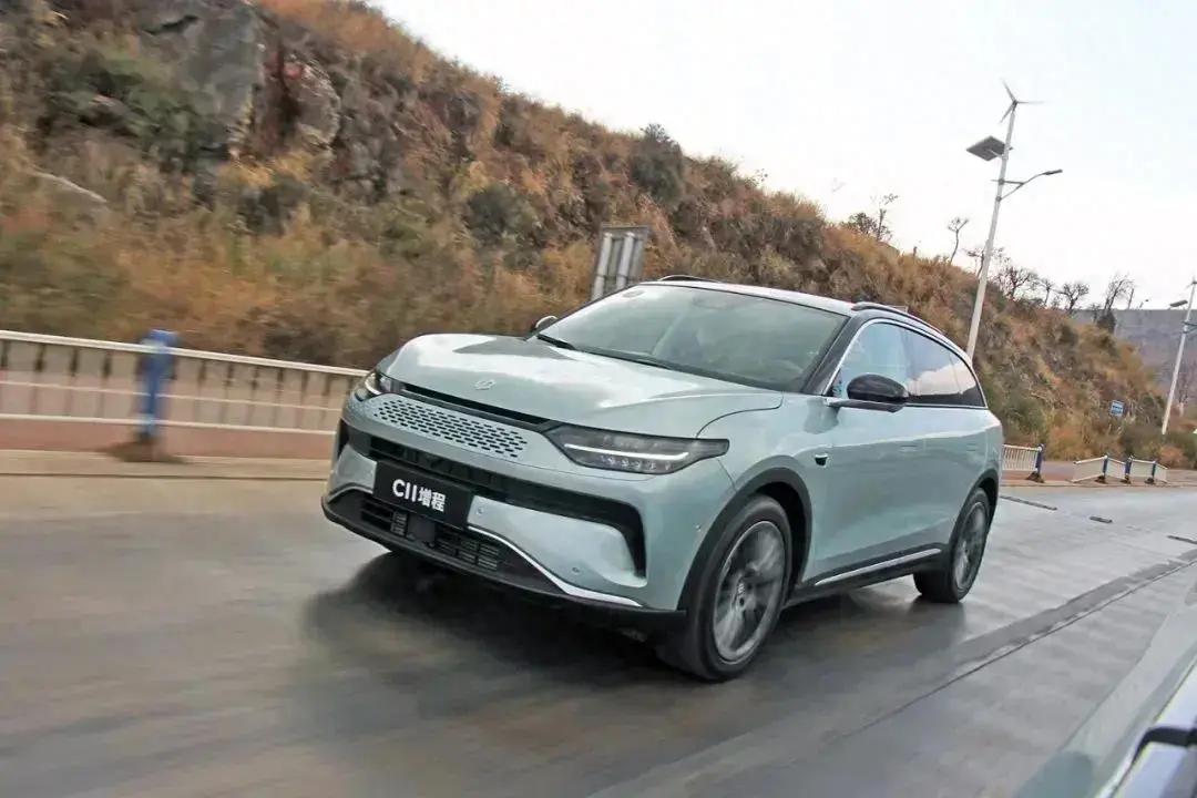 零跑c11增程版高速驾驶感受,零跑c11增程与纯电驾驶感受
