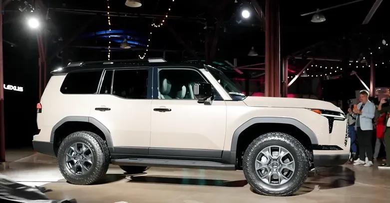 昆明雷克萨斯gx550h远锋版,雷克萨斯gx550新款视频