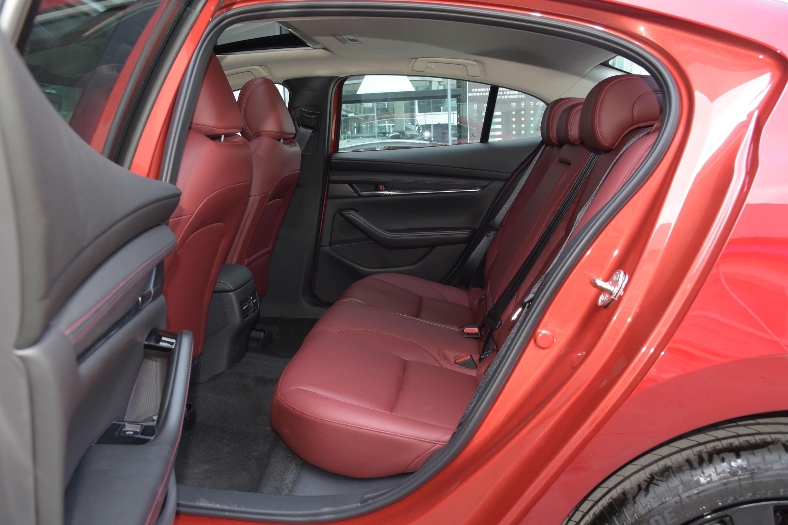 马自达3昂克赛拉2.0有6挡,马自达3昂克赛拉2.0加什么汽油好