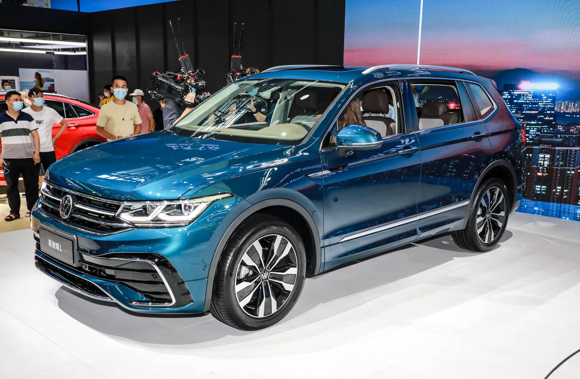 全新林肯冒险家对比全新途观,林肯冒险家两驱和奥迪q3四驱