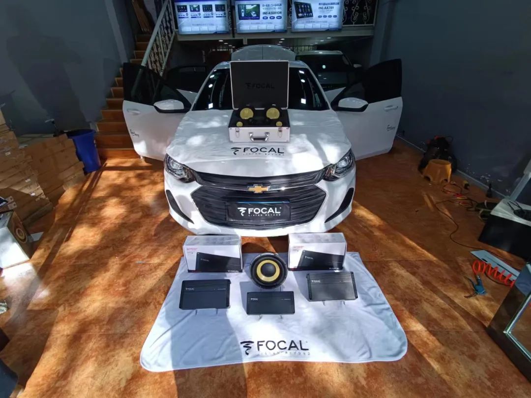 雪佛兰21款科沃兹升级版灯,雪佛兰科沃兹升级挡把