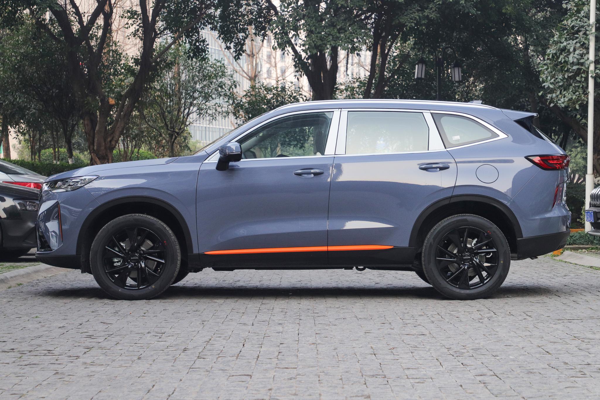 既适合跑高速又适合越野四驱的suv,硬派越野suv四驱推荐