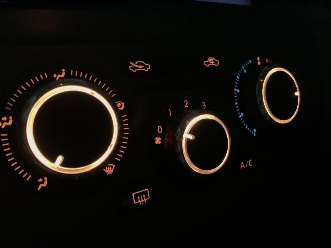 日产骐达喷火,两广日产骐达