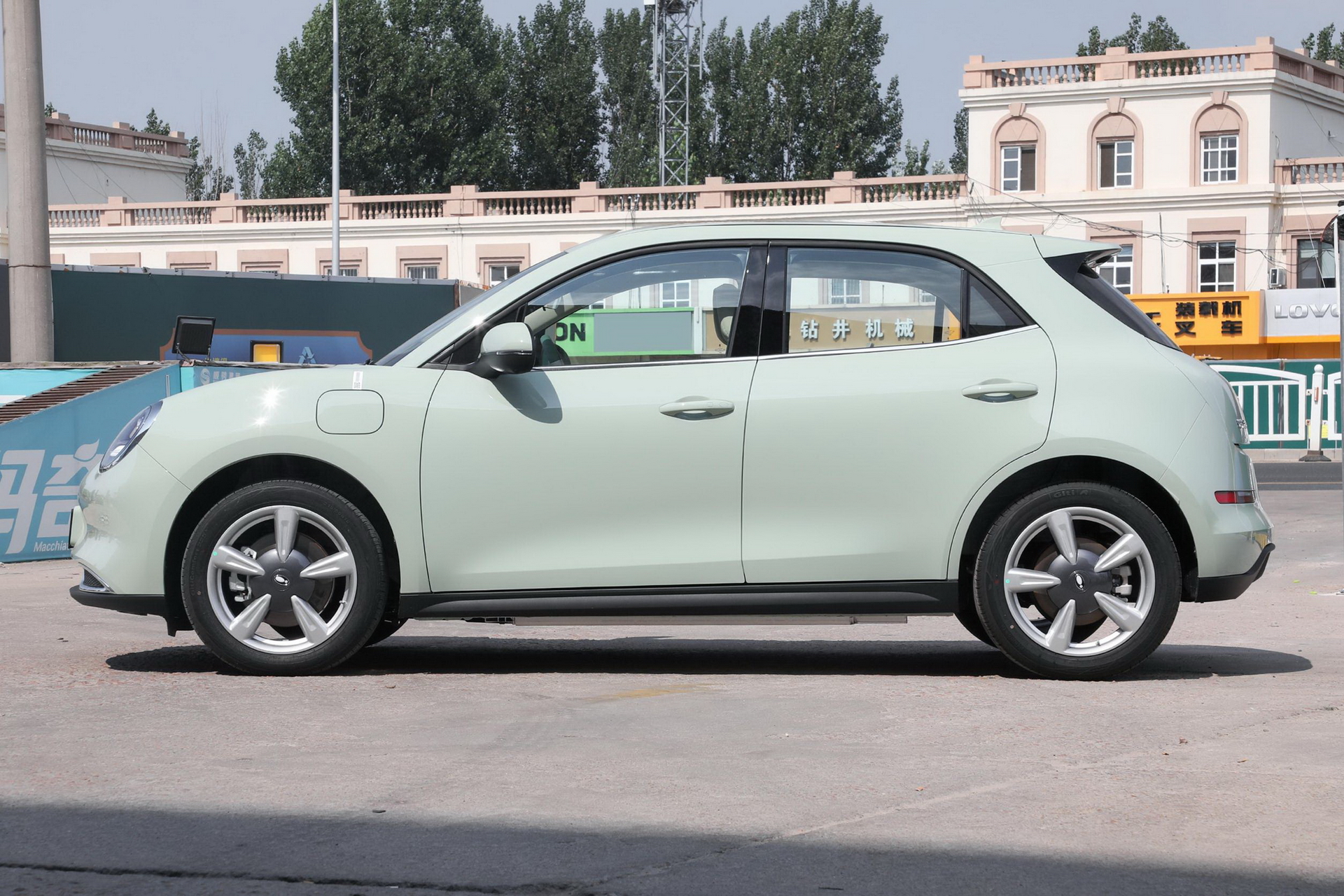 适合女生开的新能源车推荐20-30万,适合女生开的新能源车