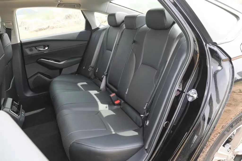 新款本田雅阁可以入手吗,本田雅阁混动入门版价格