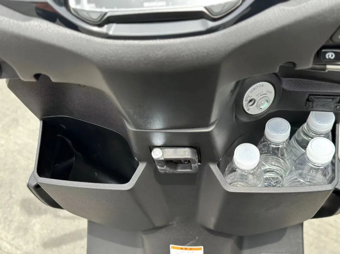 济南轻骑铃木uy125车多少钱,轻骑铃木uy125最新款多少钱