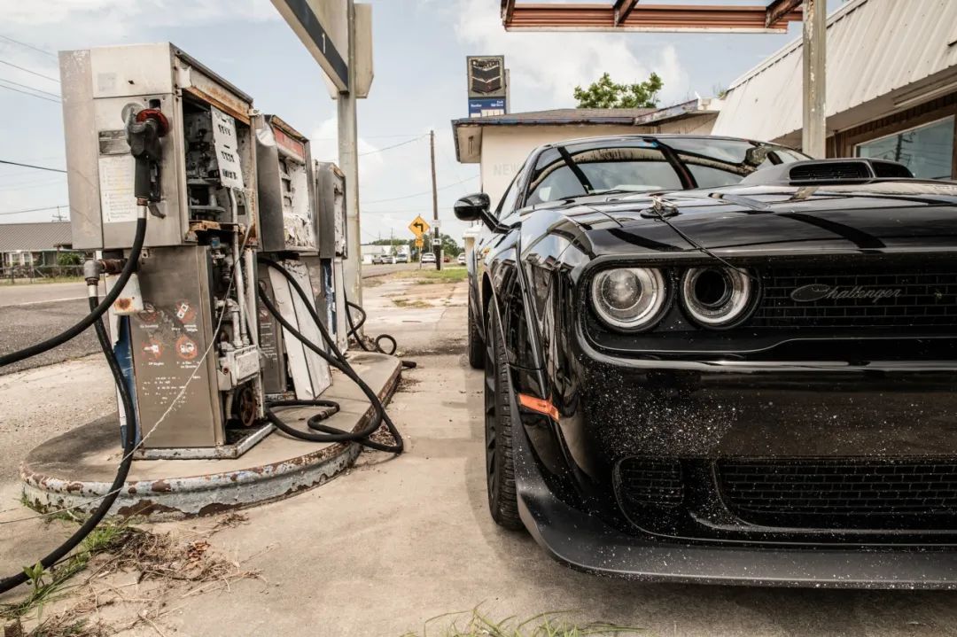 道奇挑战者驾驶视频手持拍摄,道奇挑战者驾驶操作