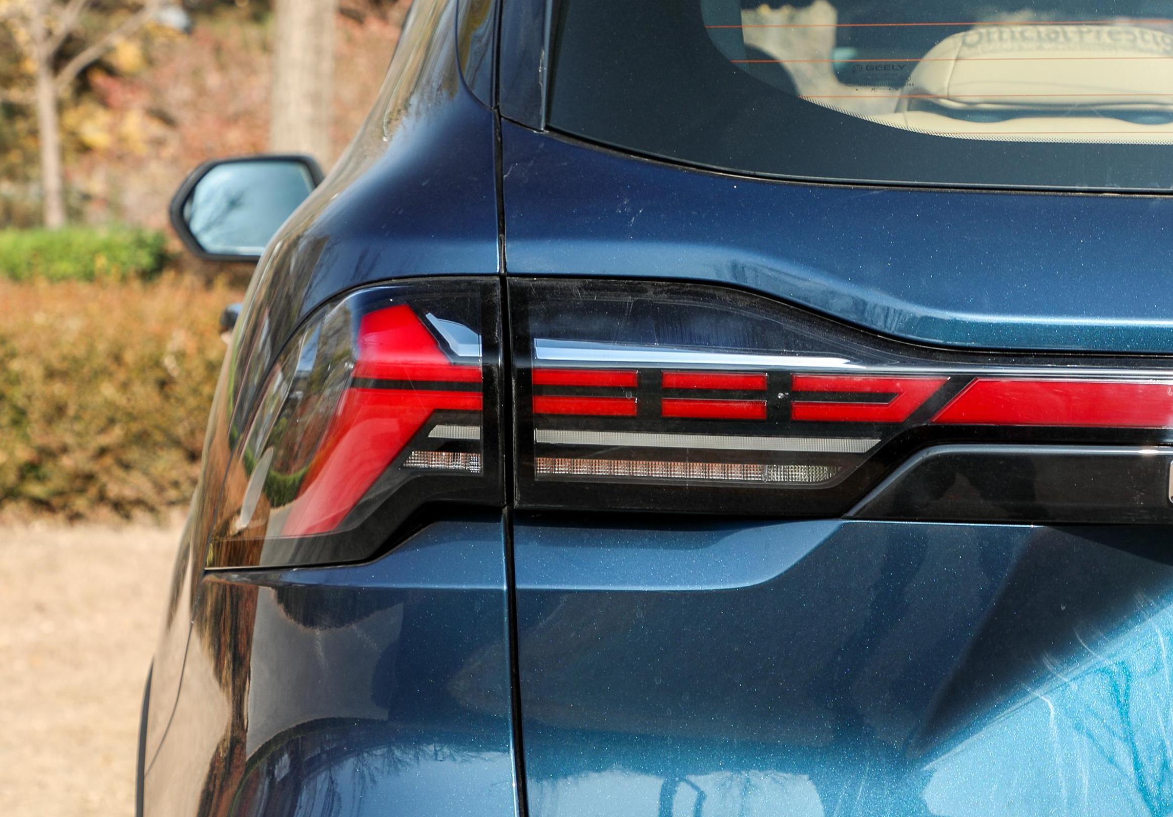 吉利豪越l2024款七座造型,8万左右吉利五座豪越2021款