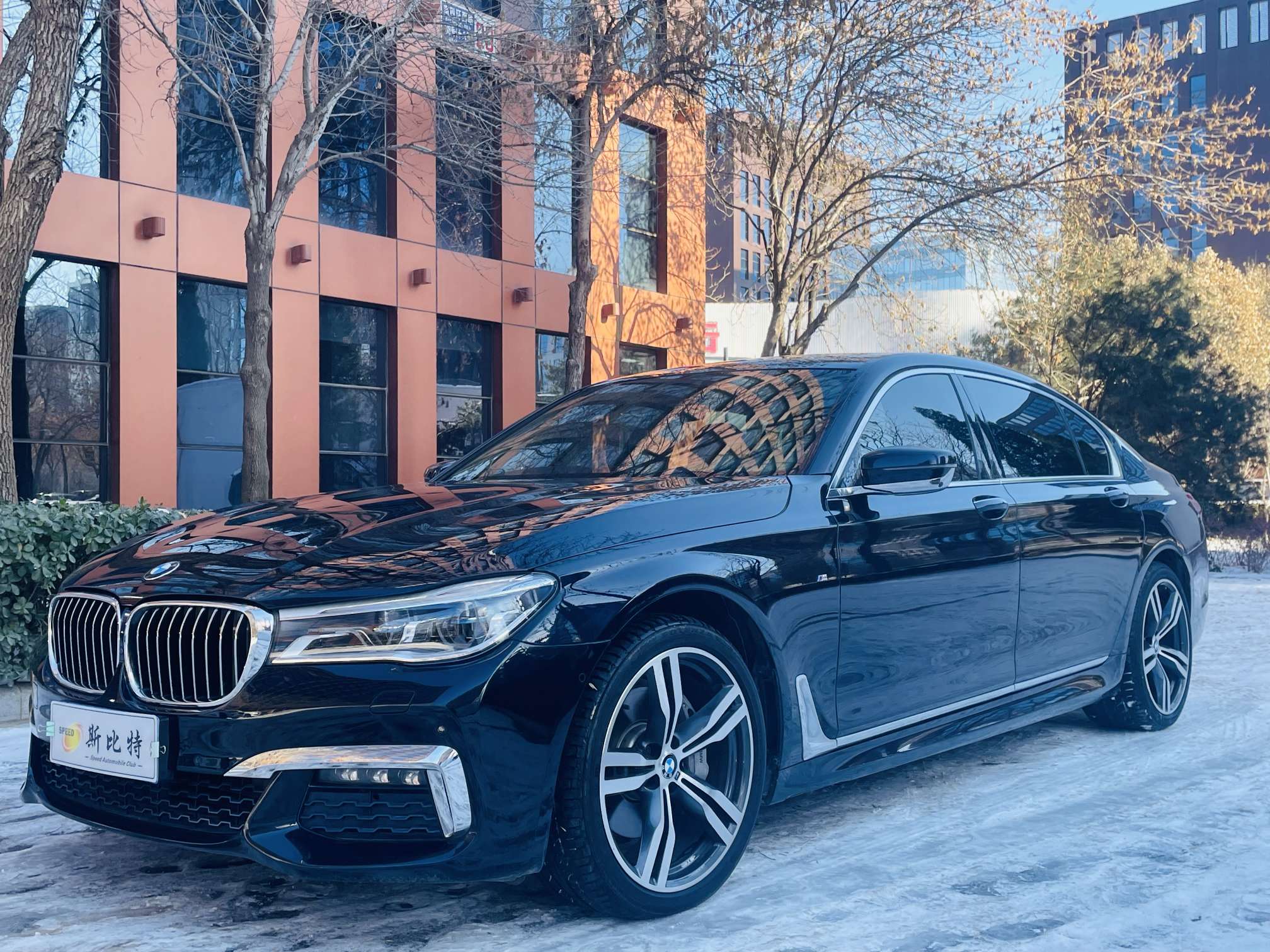 19款宝马7403万公里近期售卖,2019款宝马740lixdrive行政m运动