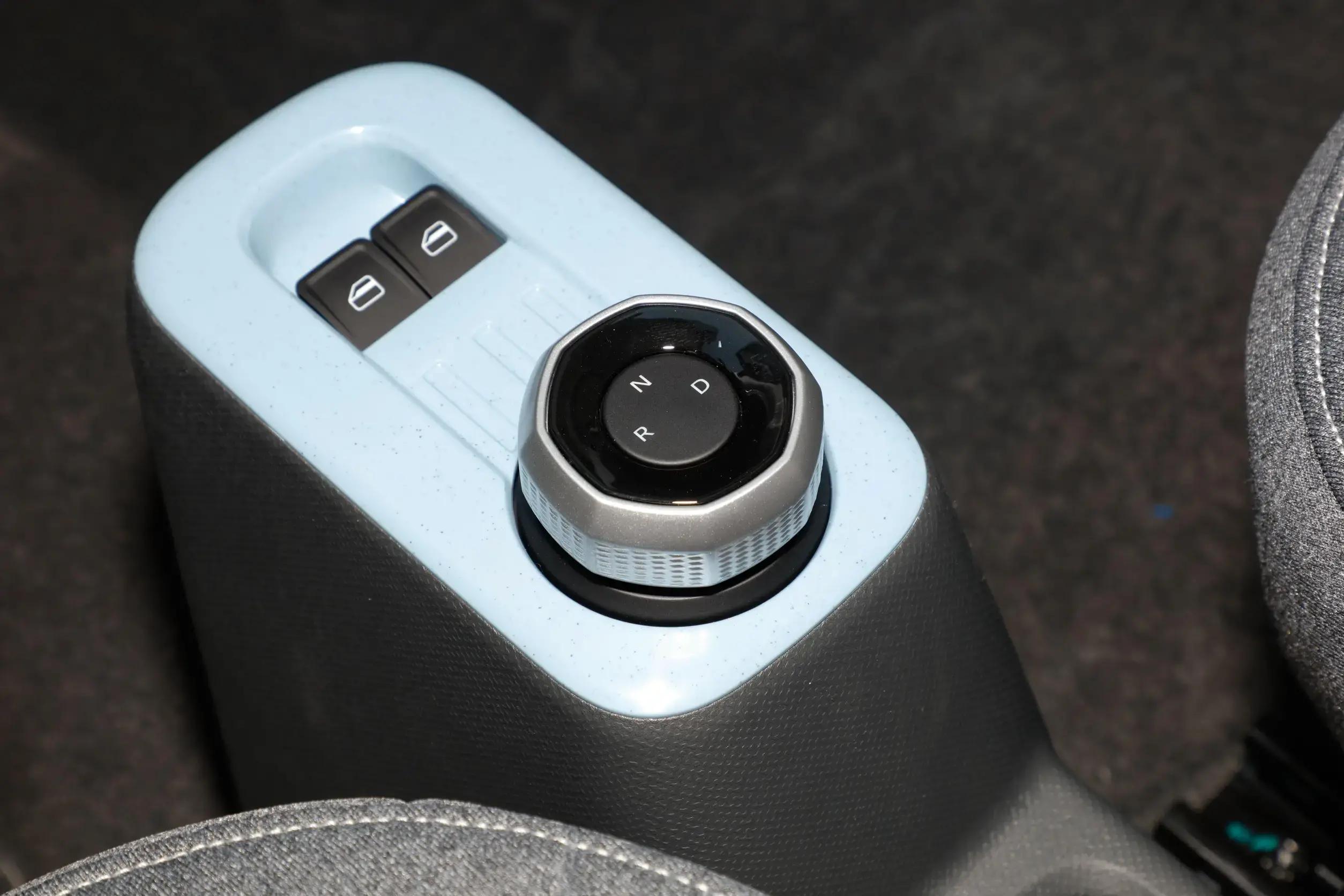 吉利熊猫mini最高续航,吉利熊猫mini落地价格