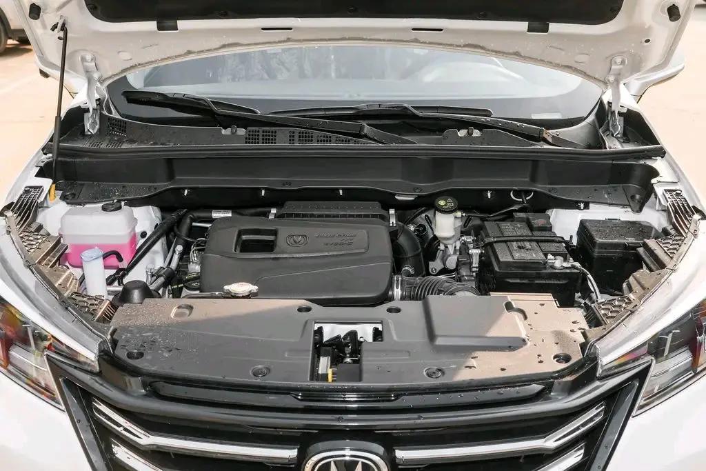 新款长安cs15测评,长安cs151.5l手动挡时尚版是自吸吗