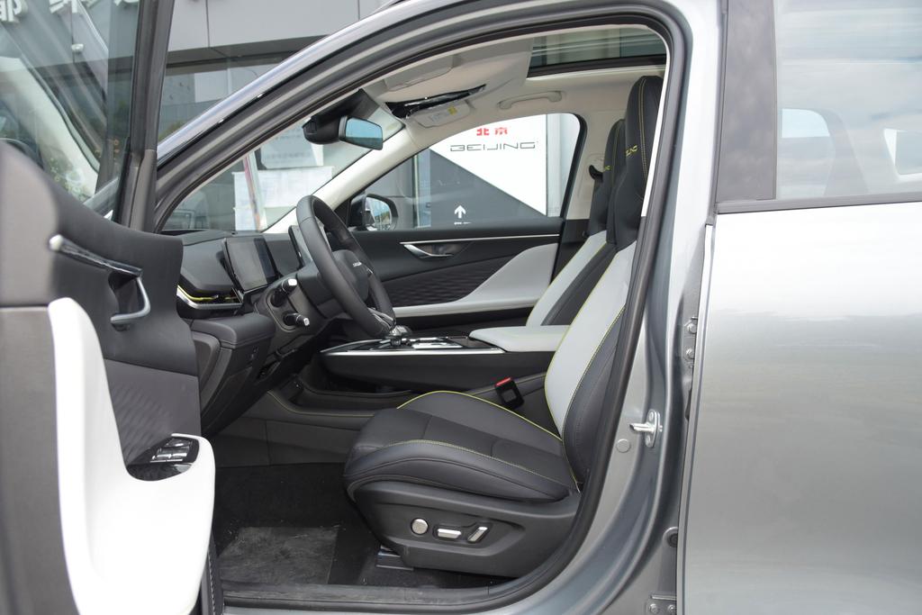 北汽魔方算不算冷门车,全新一代北汽魔方