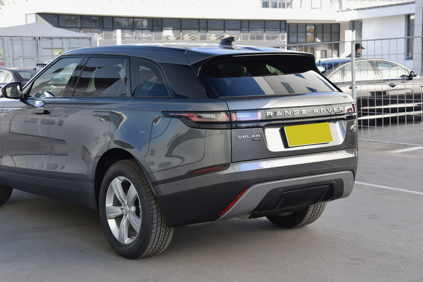 揽胜星脉原车运动排气,揽胜星脉提升车身高度