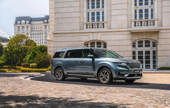 真正的玻璃水是什么,你知道玻璃水有多重要吗