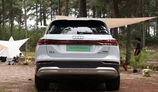 新款4轮电动车测试,上汽奥迪45万级新能源车型