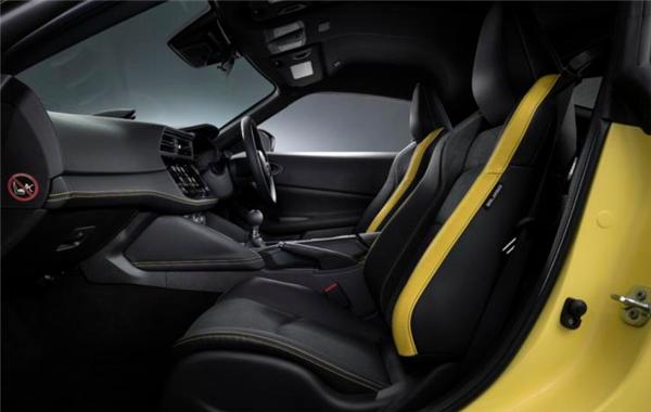 日产z车型海外售价公布,最便宜的日产z系列车型