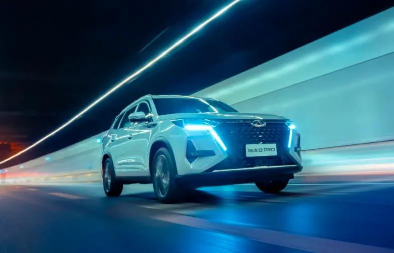 试驾新款2.0t奇瑞瑞虎8pro,奇瑞瑞虎8pro换装1.5T发动机