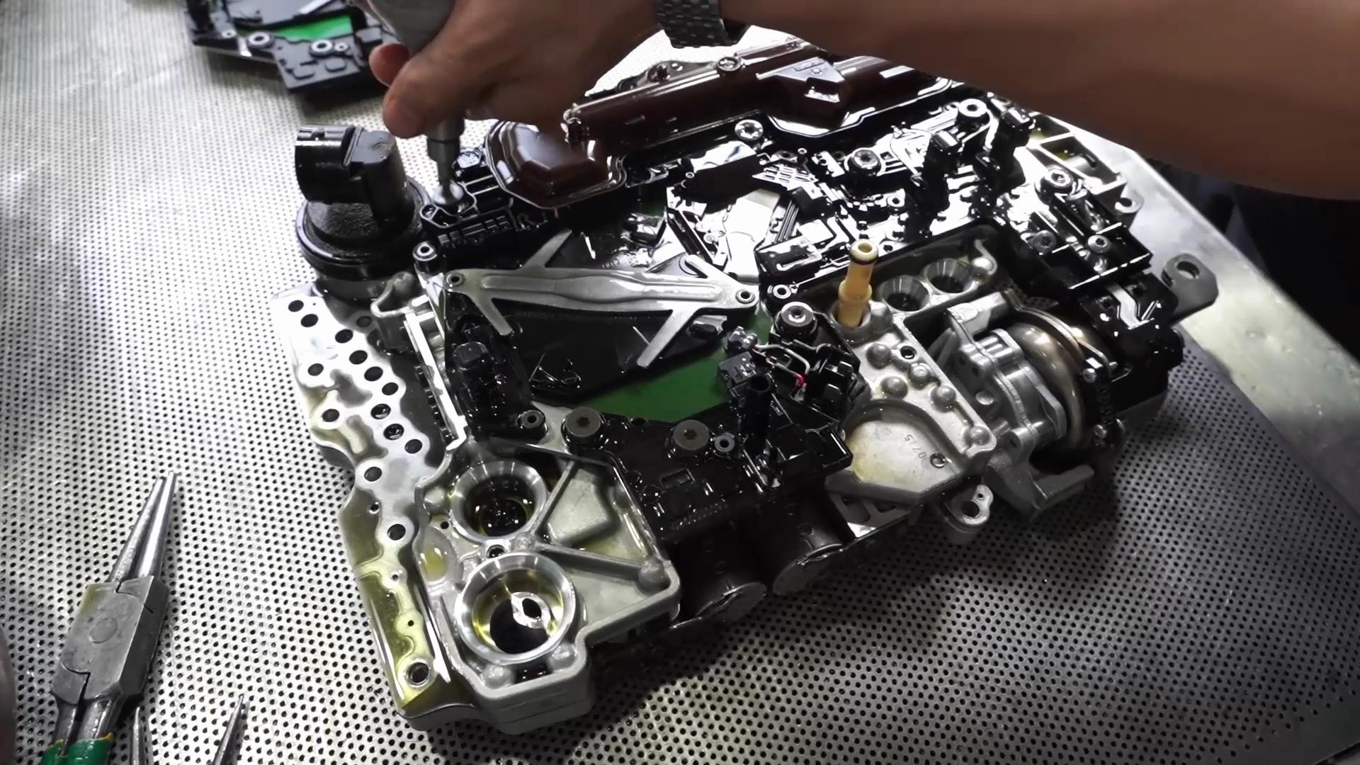 汽车挡位挂上没反应,汽车挂p挡显示不在p挡维修要多久