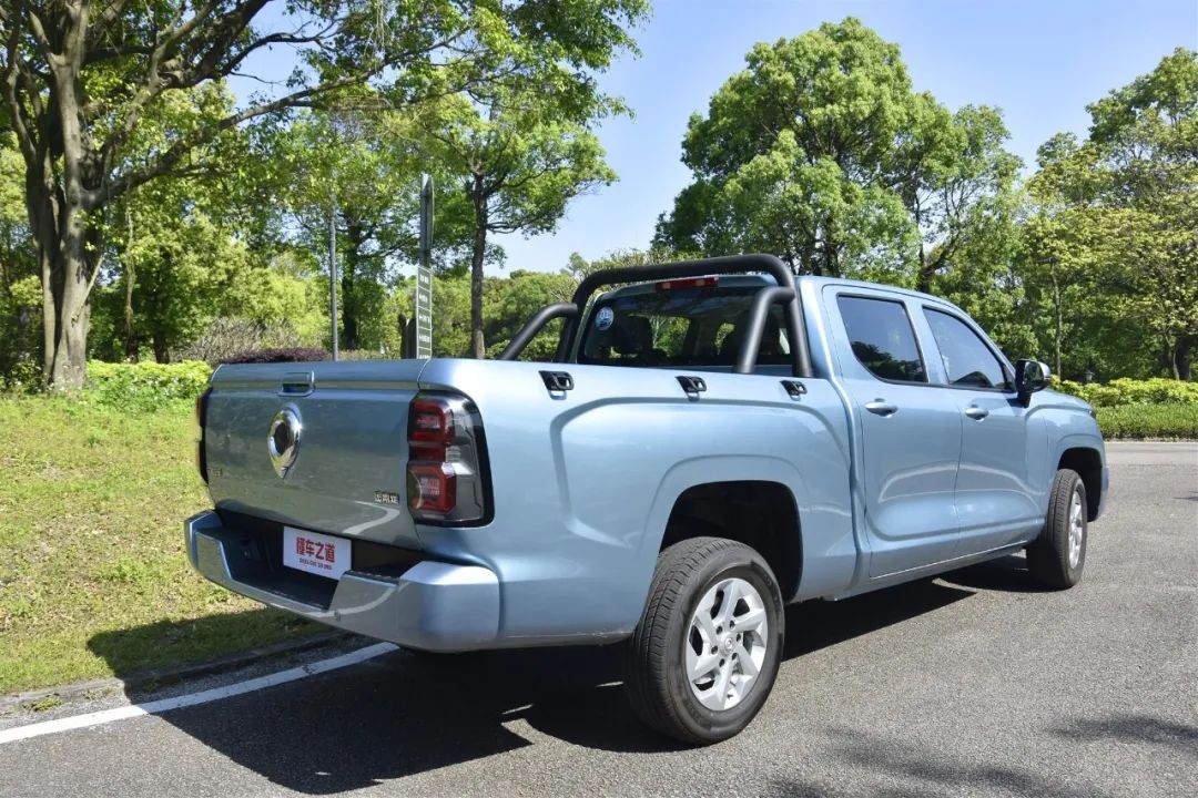 长城金刚炮手动挡四驱视频,长城金刚炮落地价自动挡试驾