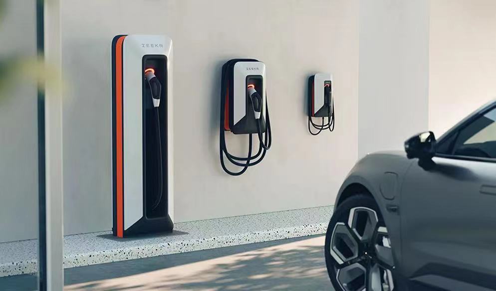 最新极氪001问题反馈,极氪001三电终身质保值多少钱