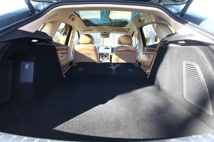 问界m5ev新款,问界m5ev高性能版