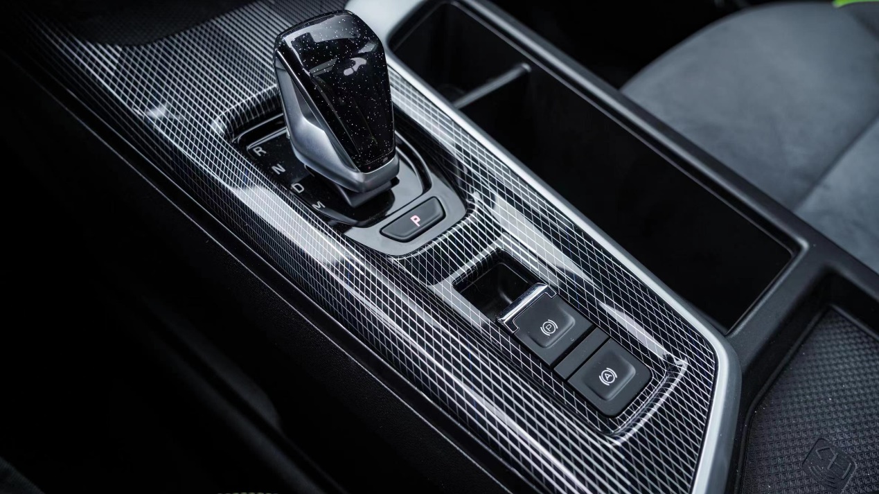 试驾哈弗赤兔为年轻人而来,哈弗赤兔第一视角试驾