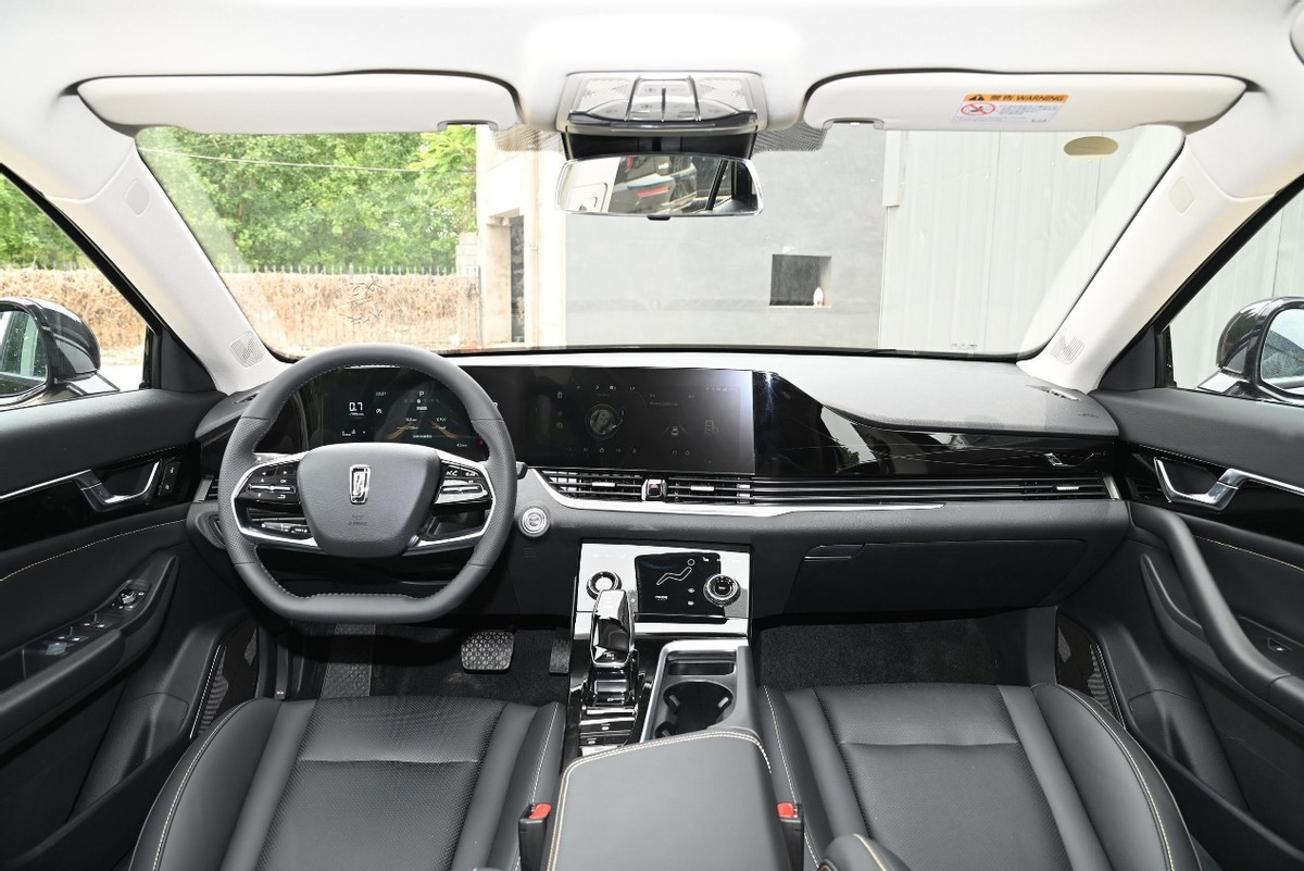 全新第三代奔腾b70不靠想象靠实力,奔腾b70新款2024款都有什么特点