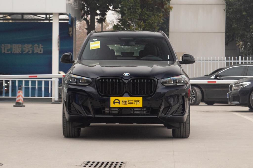 宝马x3专卖店有几种颜色,宝马x3店内优惠高达4.38万欢迎垂询