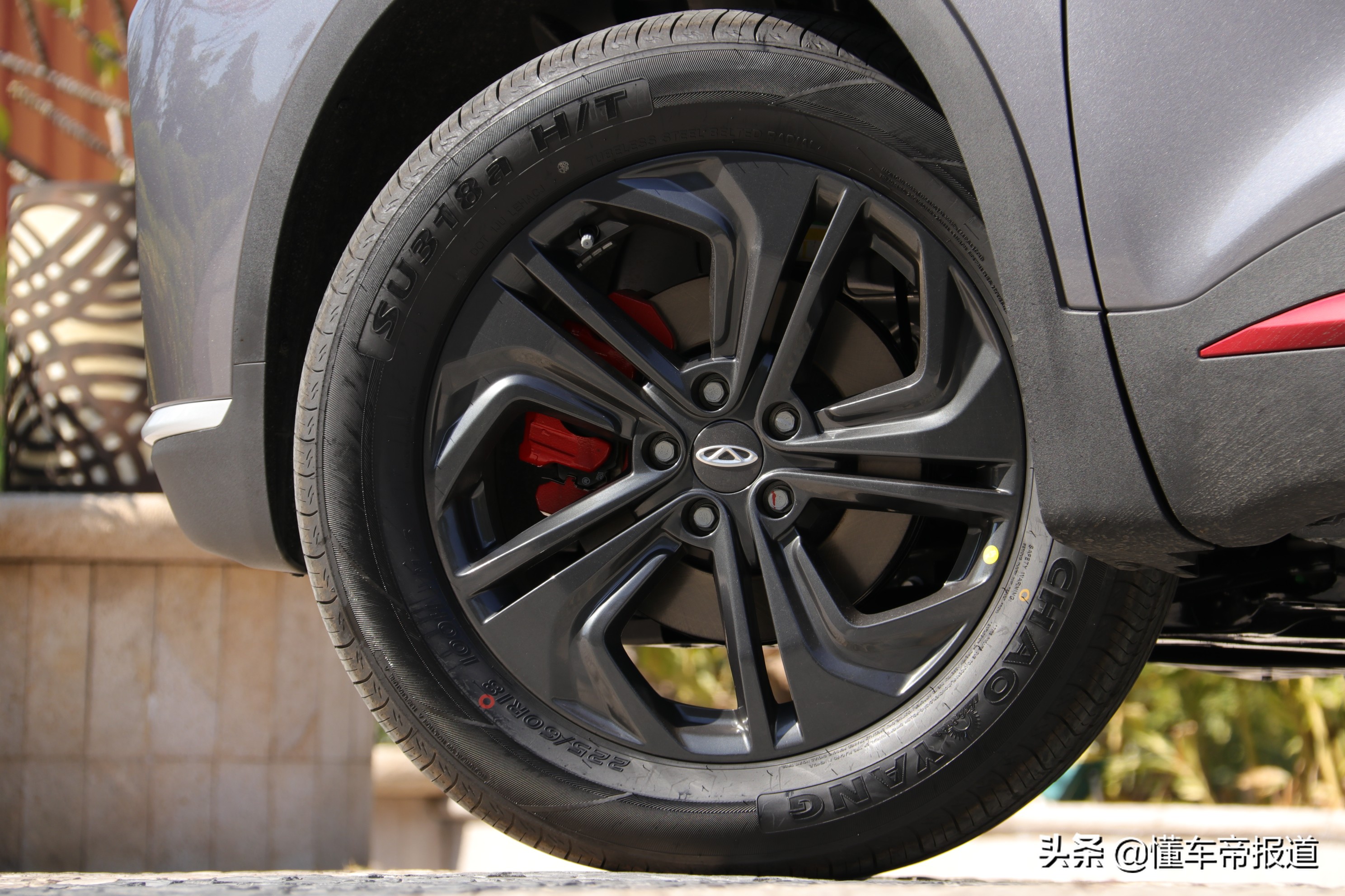 2022瑞虎71.6t超能版实际油耗,试驾奇瑞瑞虎7最新款