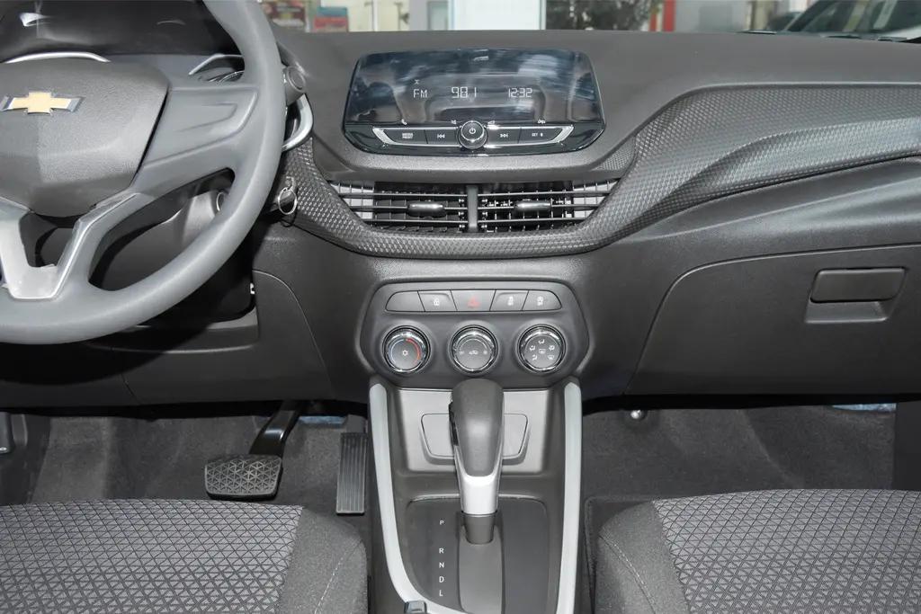 科沃兹5万裸车价,雪佛兰科沃兹最低配落地多少钱