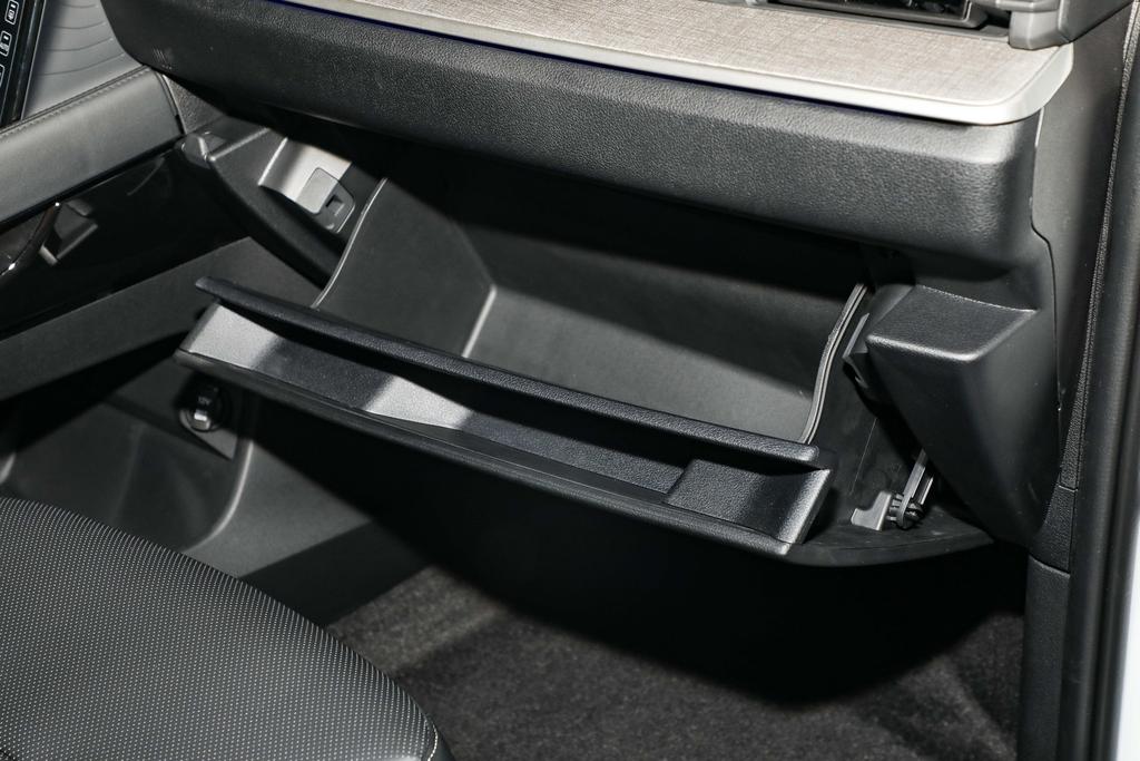 现代首款mpv库斯途车身颜色有几款,北京现代库斯途发布会现场在哪里