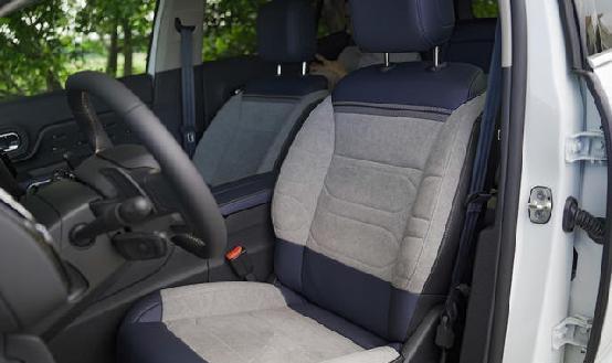 天逸共创版对比天逸beyond,法系最良心的三款车天逸