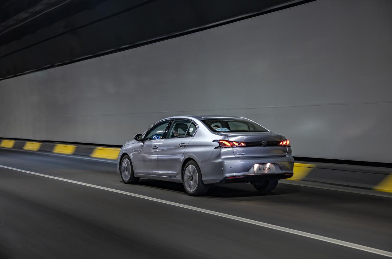 钜惠就现在！“家轿卷王”新408超长5年0息，超低3成首付