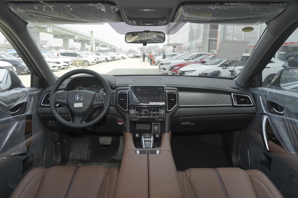 urv超大型手动挡柴油版二手,crv和urvxrv区别在哪