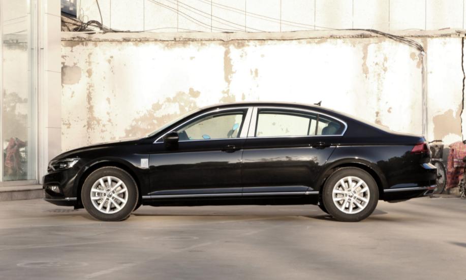 全新迈腾对比新款君威,大众迈腾和别克君威的区别是什么