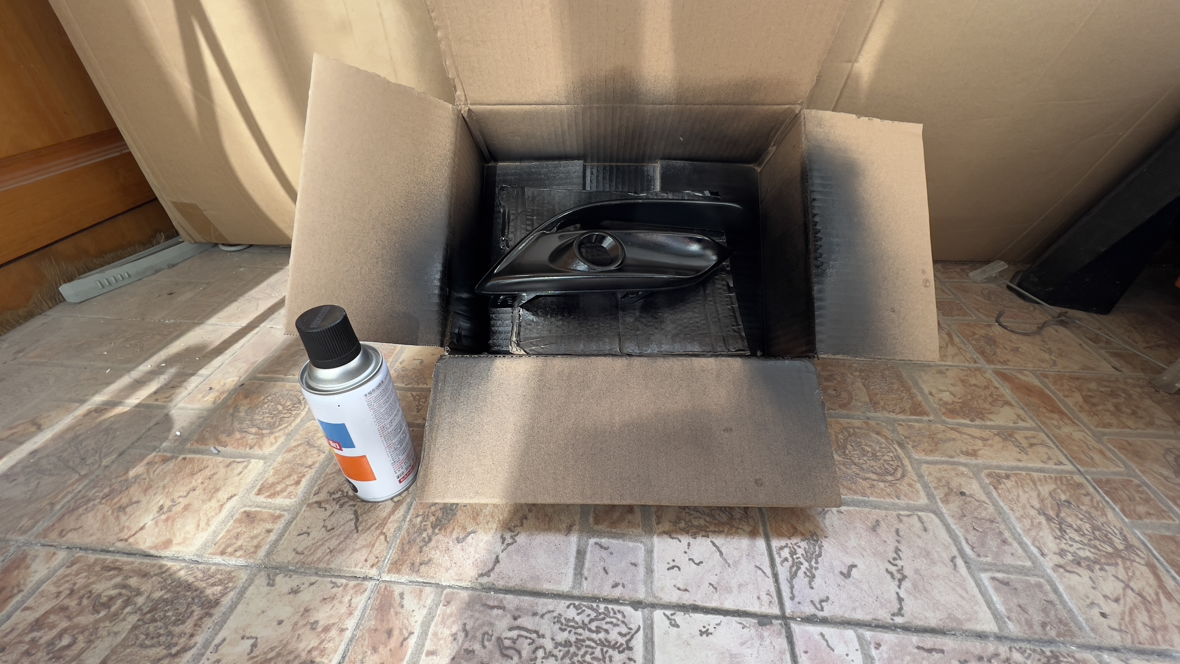 昂克赛拉改装前雾灯双色爆闪,昂克赛拉改装灯与原厂灯