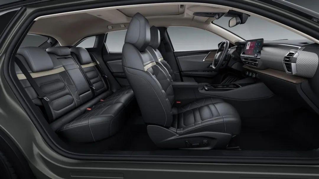 凡尔赛c5x2022款和2023款有什么区别,凡尔赛c5x哪款车值得买