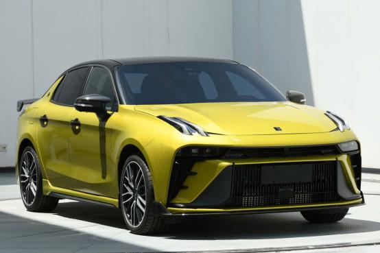 18万想买1.5t的凯迪拉克 (凯迪拉克ct-4 1.5t优惠)