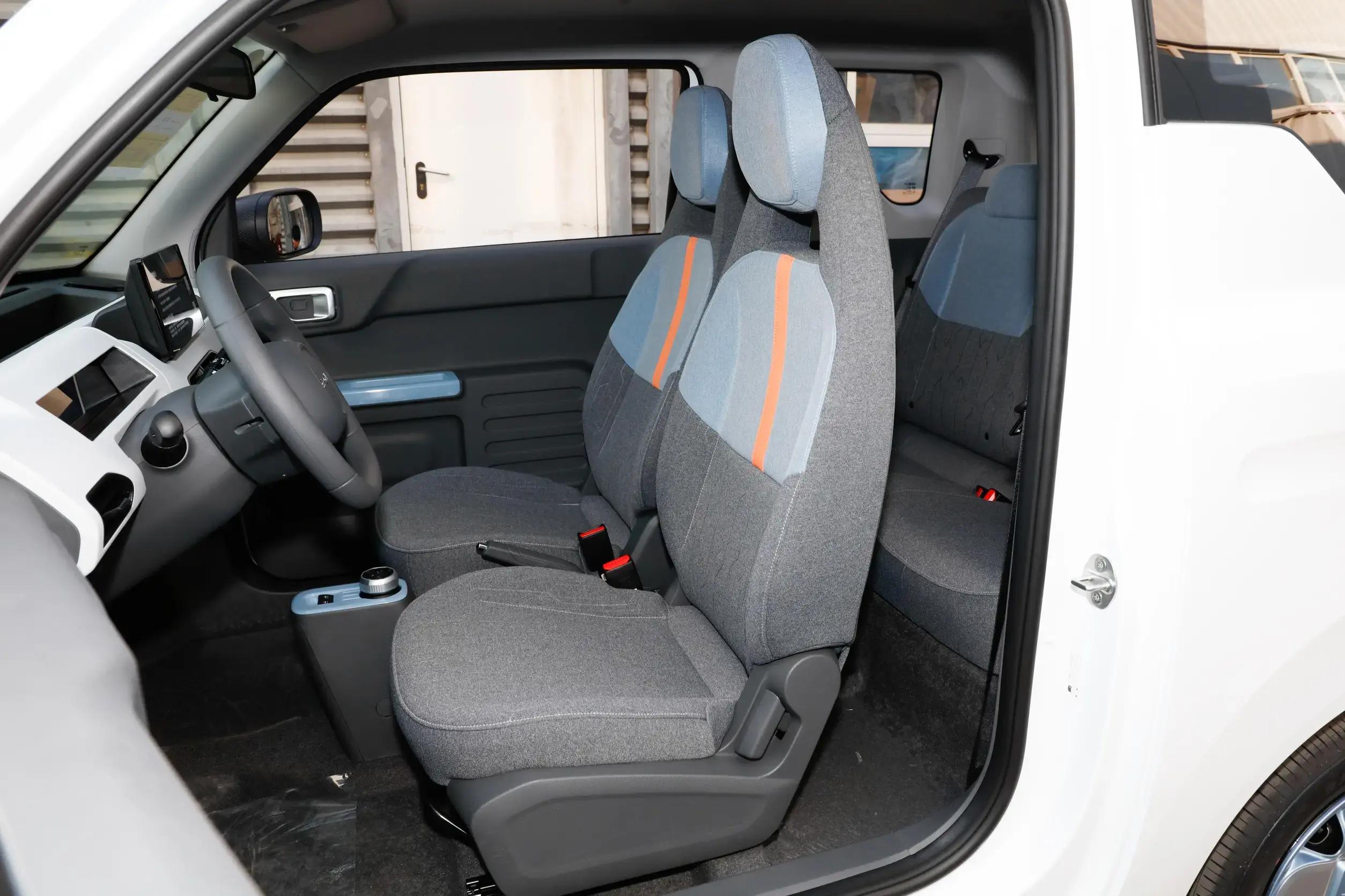 吉利熊猫mini最高续航,吉利熊猫mini落地价格