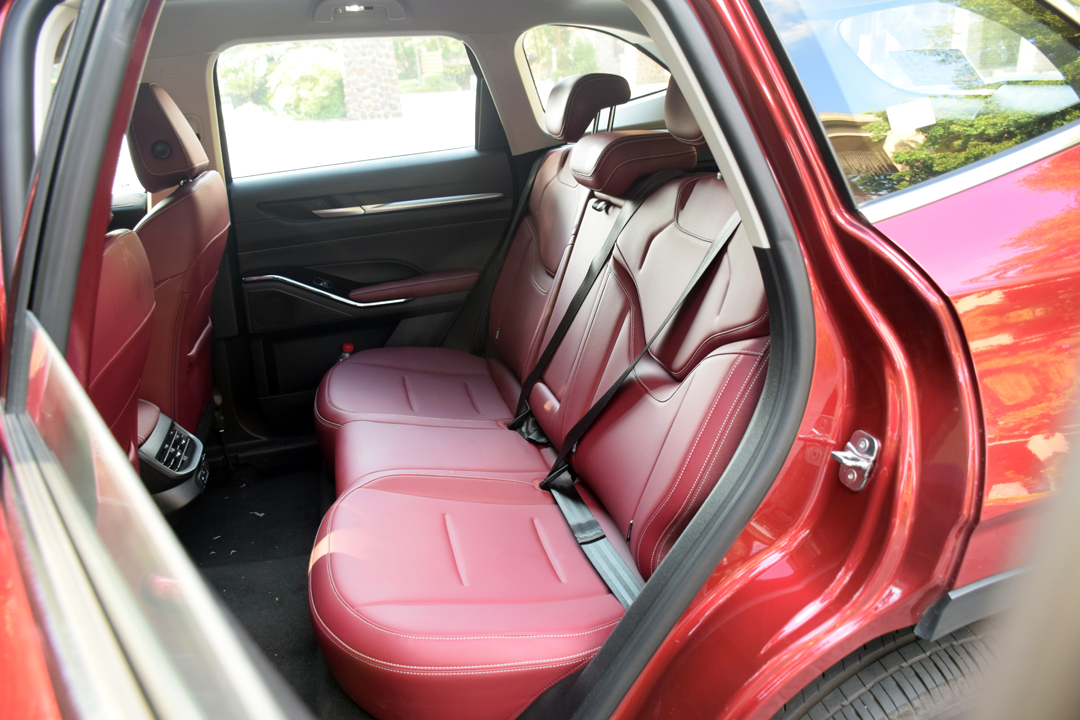 回顾哈弗h6蝉联销冠,新款哈弗h610万公里用车感受