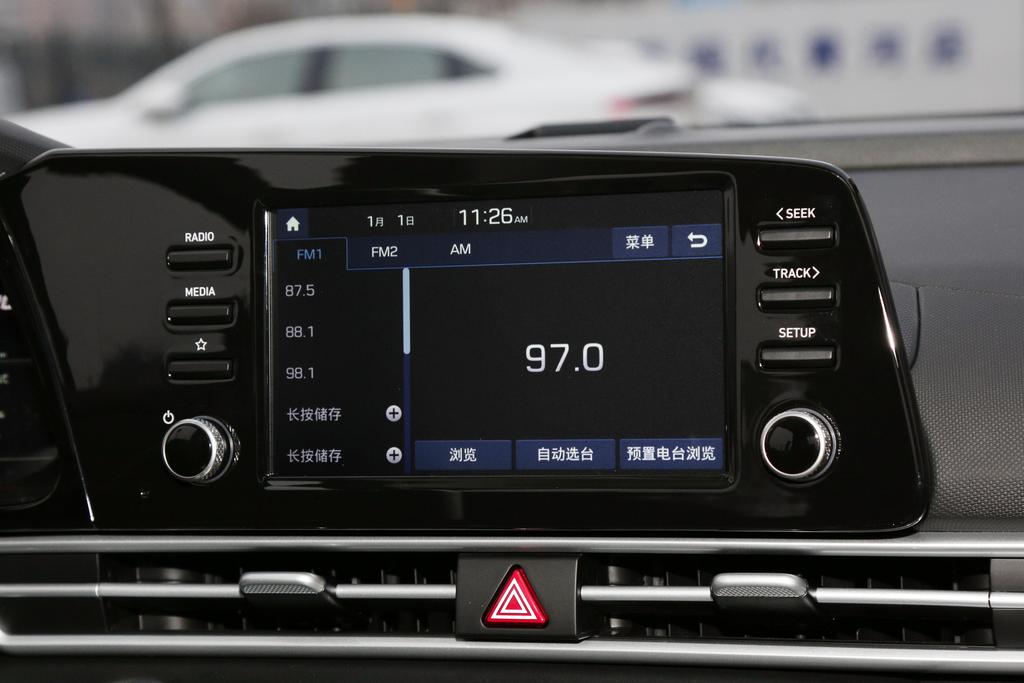 第七代现代伊兰特自动驾驶标识,第七代现代伊兰特低速挡在哪里