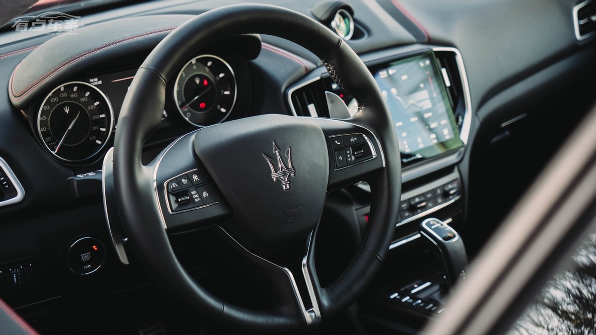 v6大排量自吸发动机,v6大排量跑车