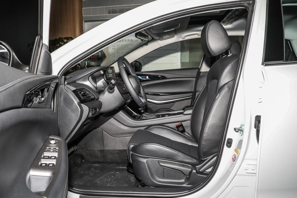 汕头锐程cc限时大促直降0.4万元,幸福有礼南昌大众cc购车