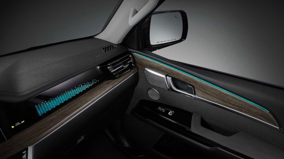 起亚霸锐2023款,起亚全新霸锐2017款