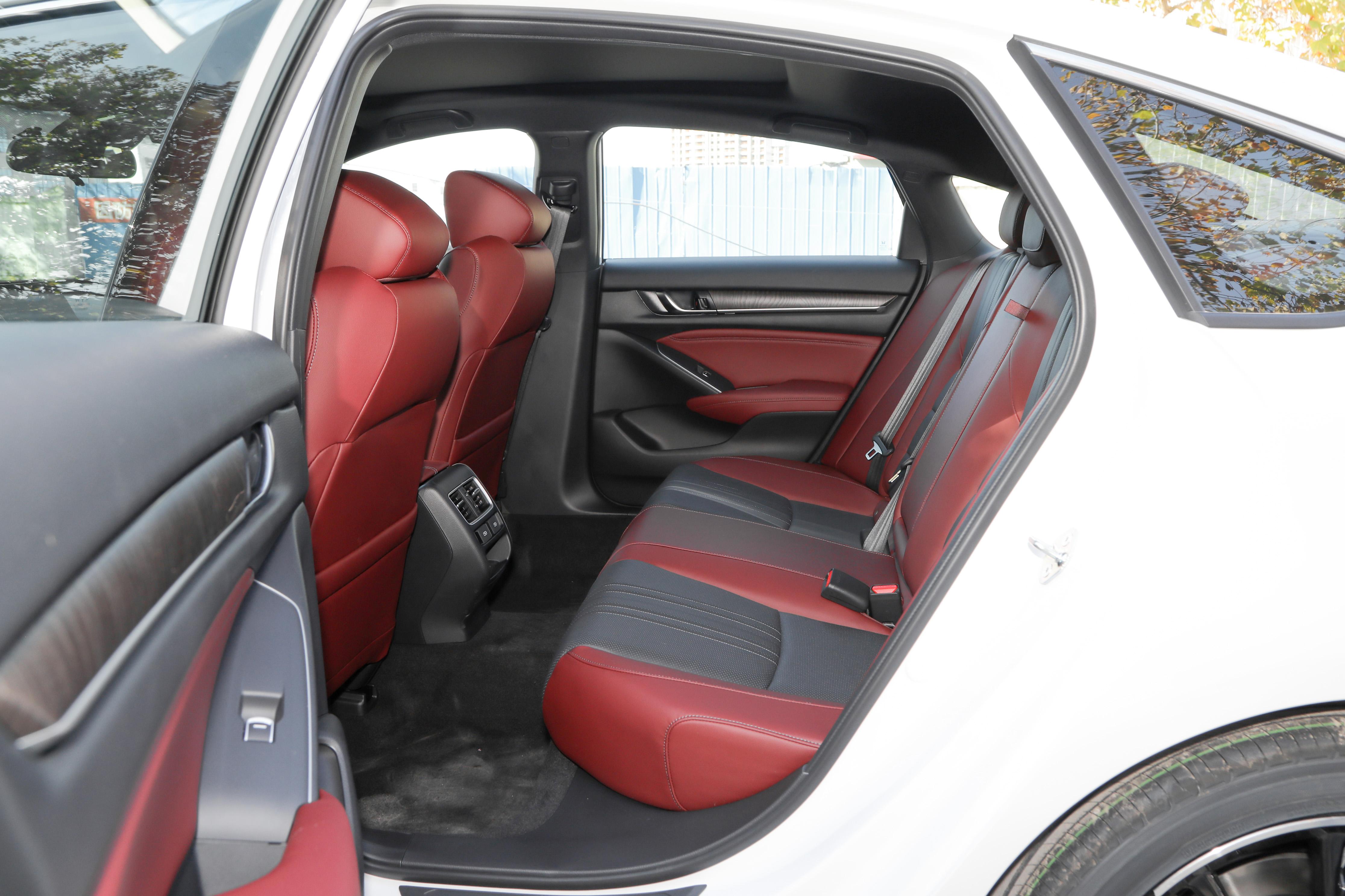 2021年本田英仕派精致版收车价格,本田英派仕买哪款