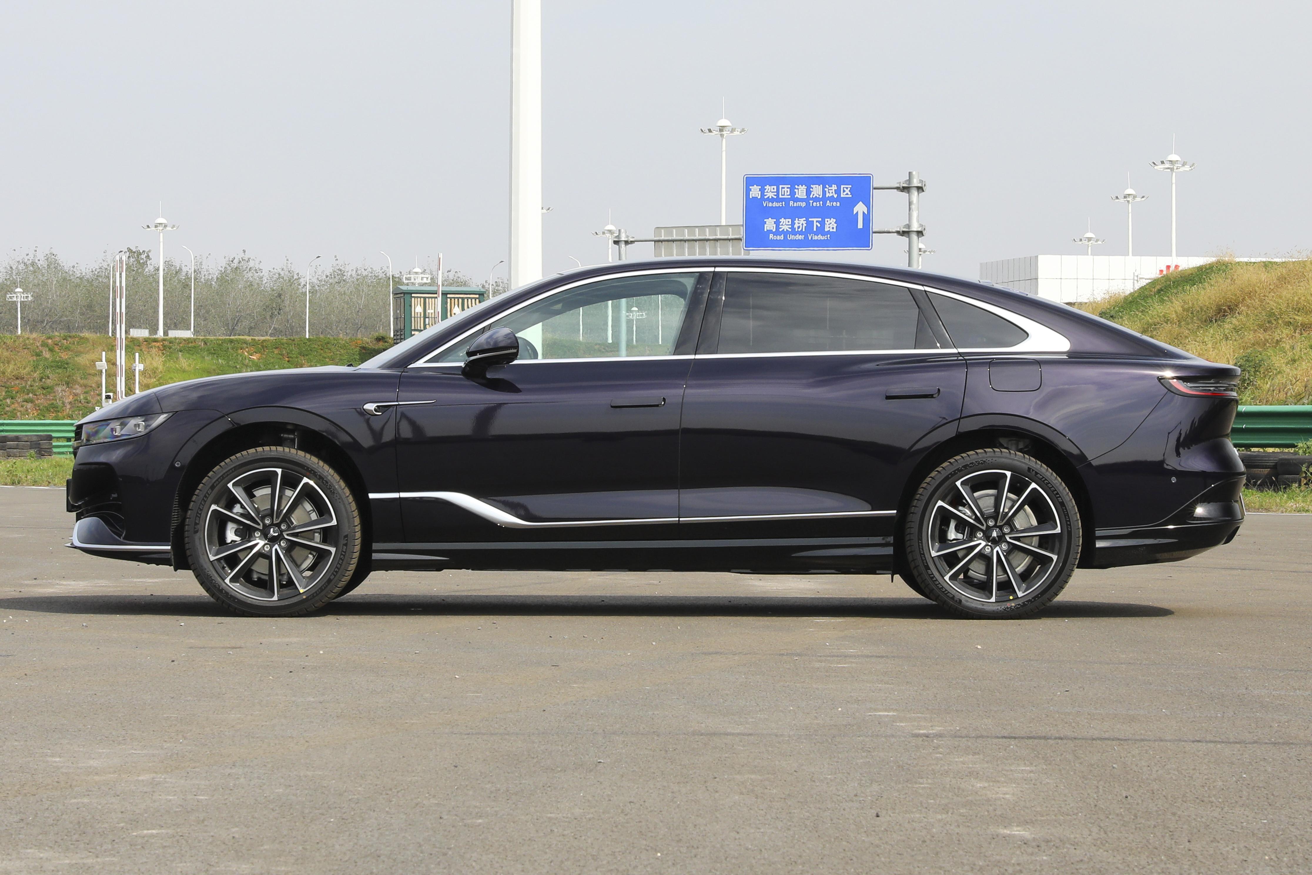 岚图追光phev有必要上魔毯,岚图汽车魔毯悬挂