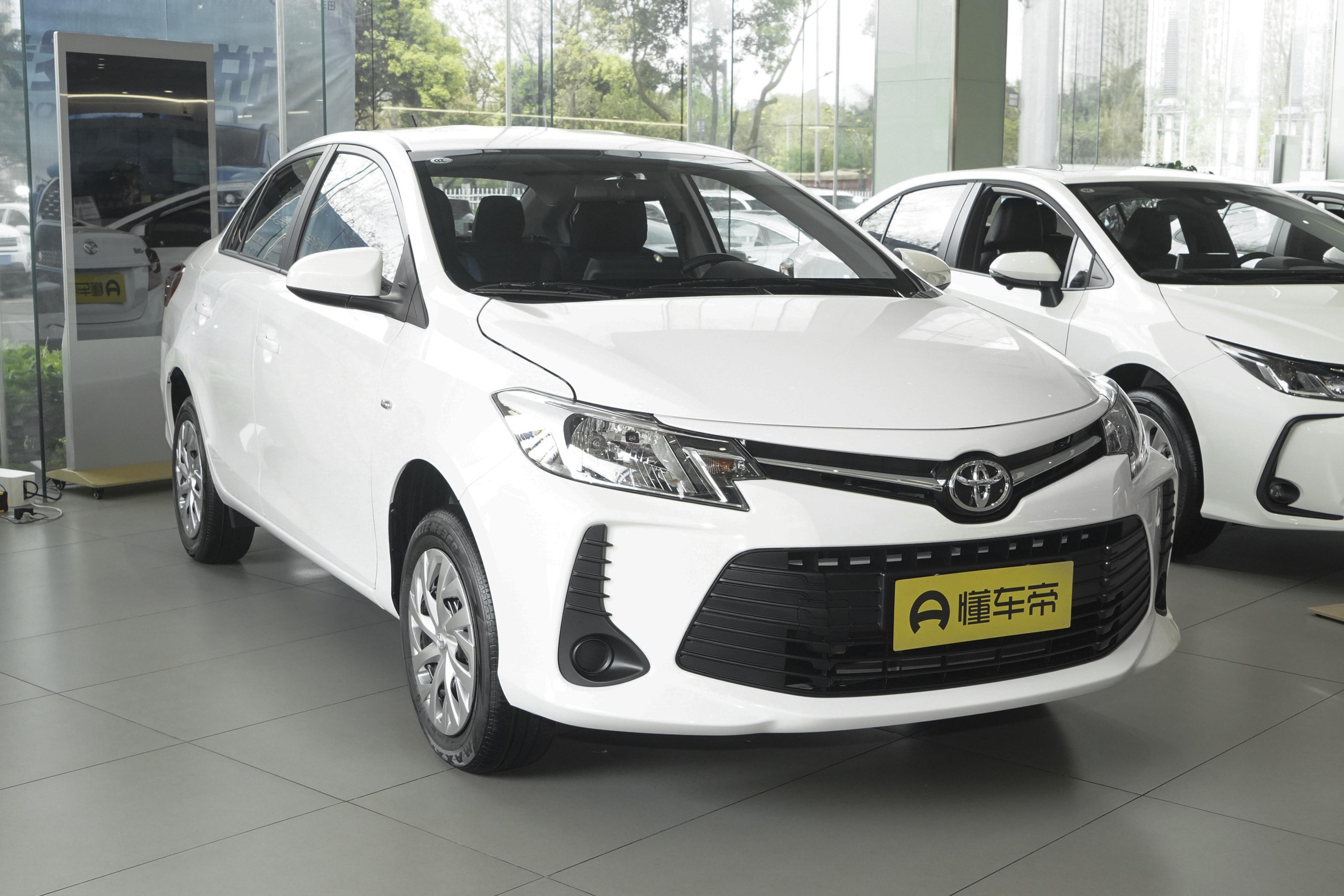 外观好看且油耗低价格在十万的车,威驰车到底怎么样值不值得买