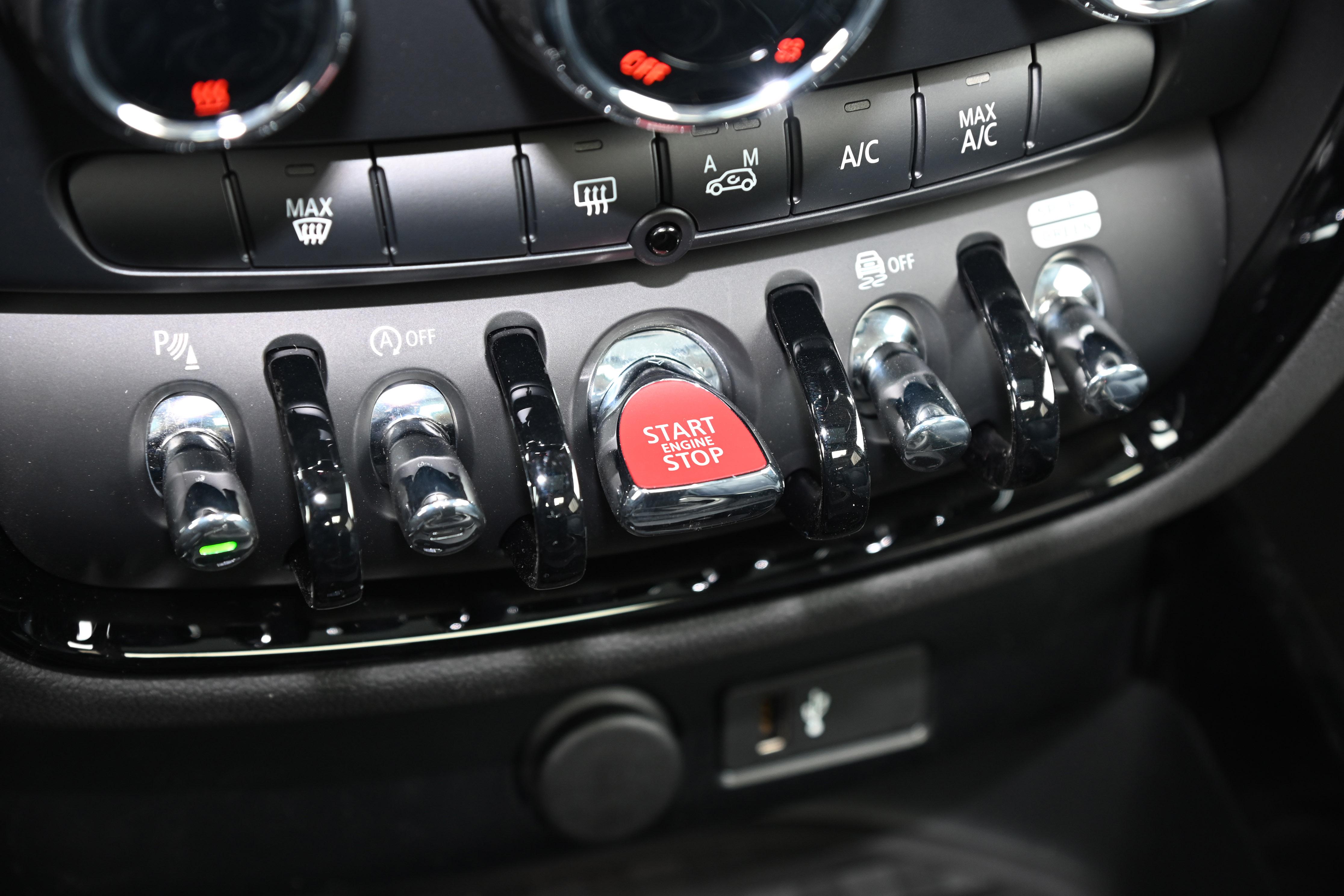 miniclubman评测视频2022款,miniclubman车评价