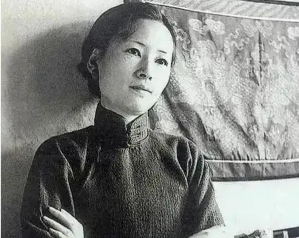 芭特与银色森林，那个被匿藏的童年